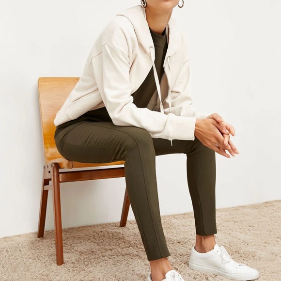 MM LaFleur The Curie Pant - PowerStretch Dark Olive Green - Picture 2 of 7